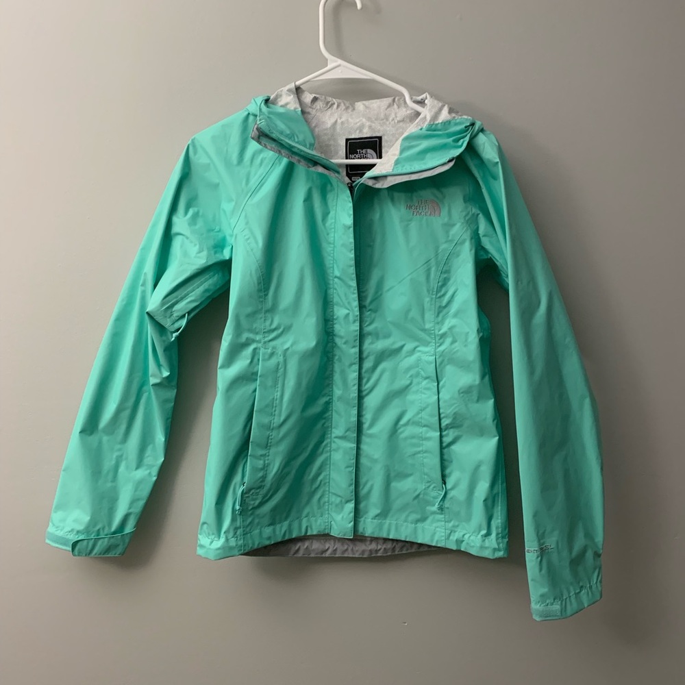 The North face 100% nylon rain jacket size XS!